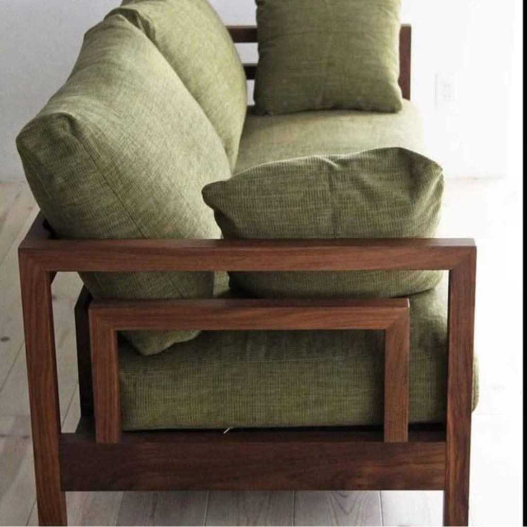 2 /3 Seater sofa