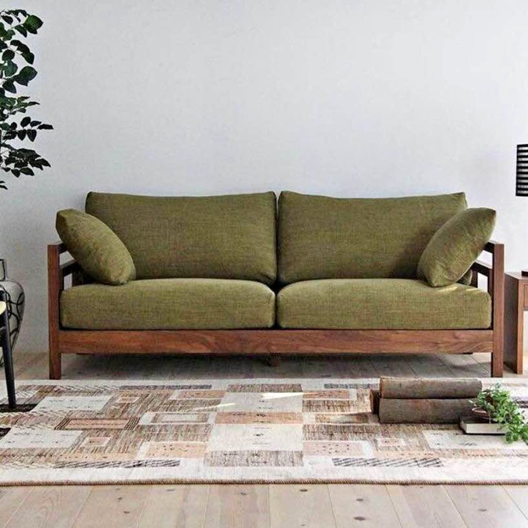 2 /3 Seater sofa