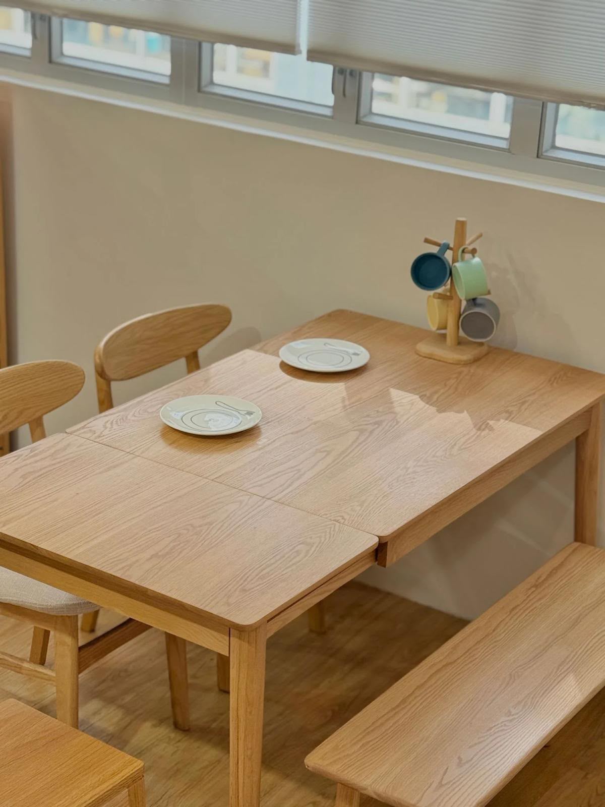 Extendable Dining Table